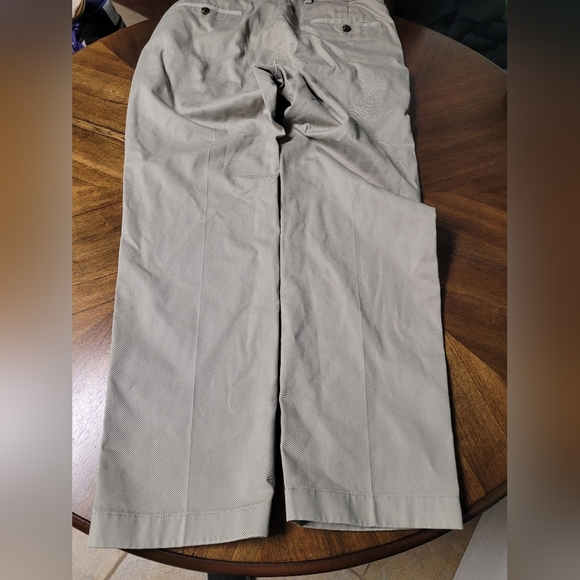 Brooks Brothers Other - Brooks Brothers Khaki Dress Pants Mens Size 32x30 Cotton Slack Advantage Chino C